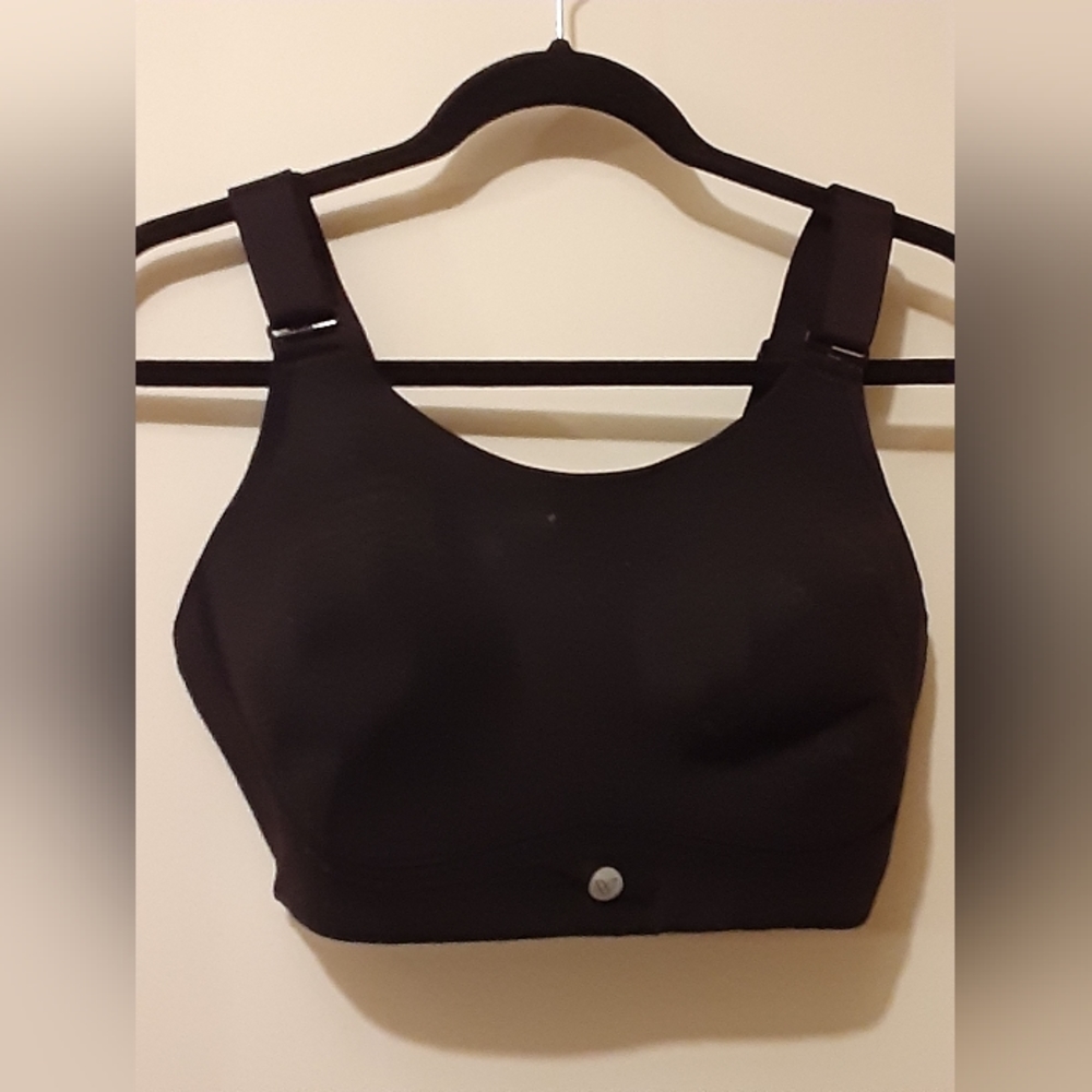Sports Bra (38DDD)